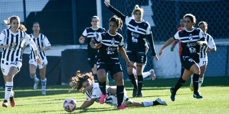 Empate en Floresta