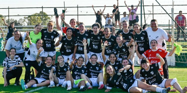 All Boys empata y avanza de fase